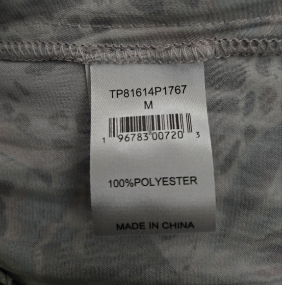 Tart Pastel Surplice Wrap Blouse Butterfly Print Bubble Hem Size Medium - Picture 13 of 16